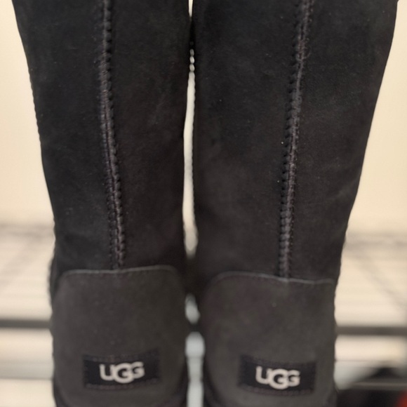 UGG Black Classic Boots - Picture 3 of 4